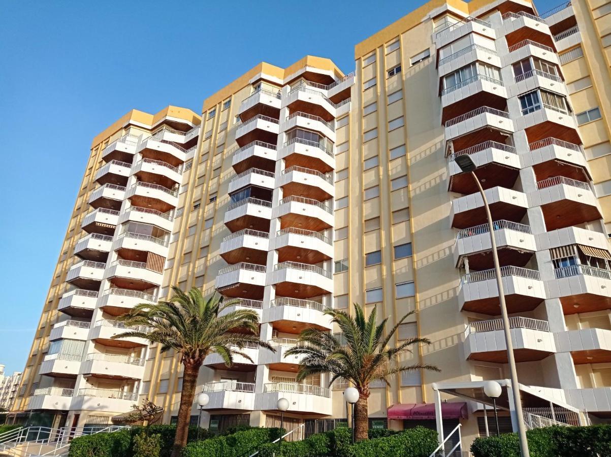 Bahamas Ii Solo Familias Serviplaya * Playa de Gandia